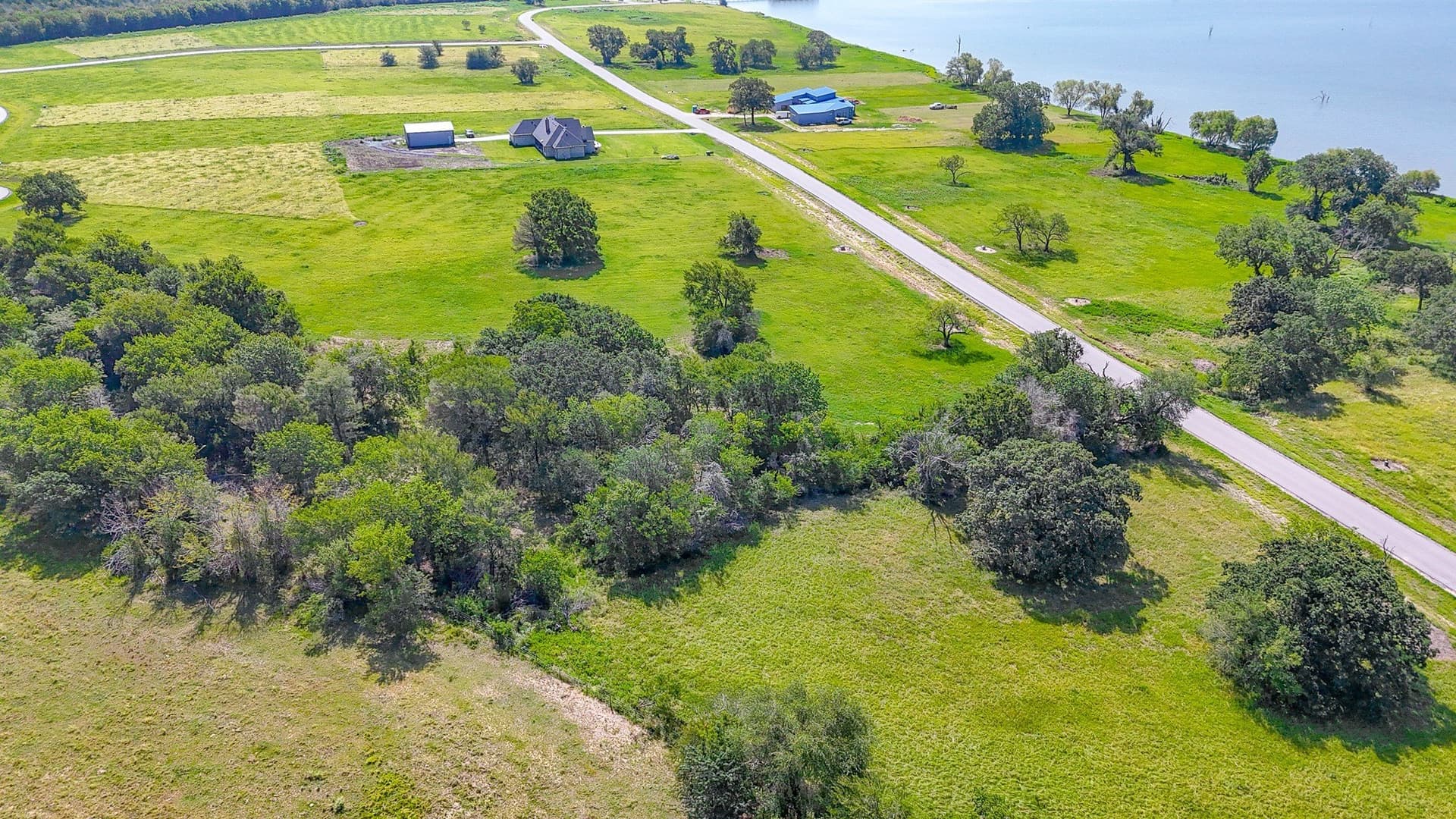 1.21 acres in Navarro County - photo 17