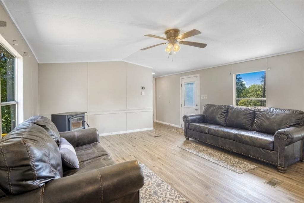 10 acres in Anderson County gallery image 4