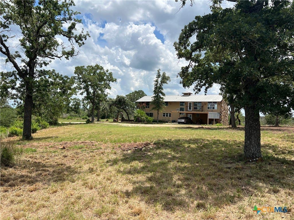 20 acres in Guadalupe County - photo 37