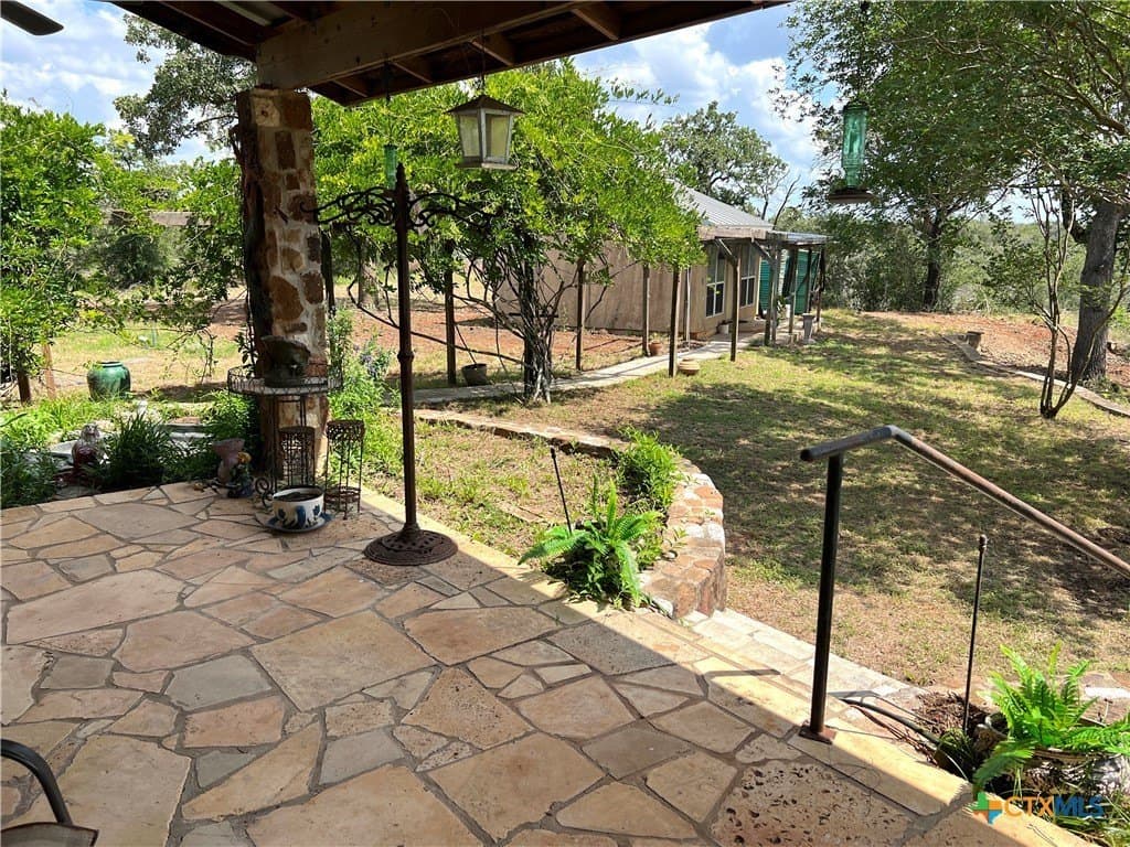 20 acres in Guadalupe County - photo 25