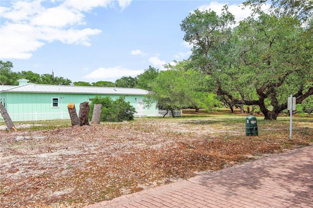 0.09 acres in Aransas County - photo 3
