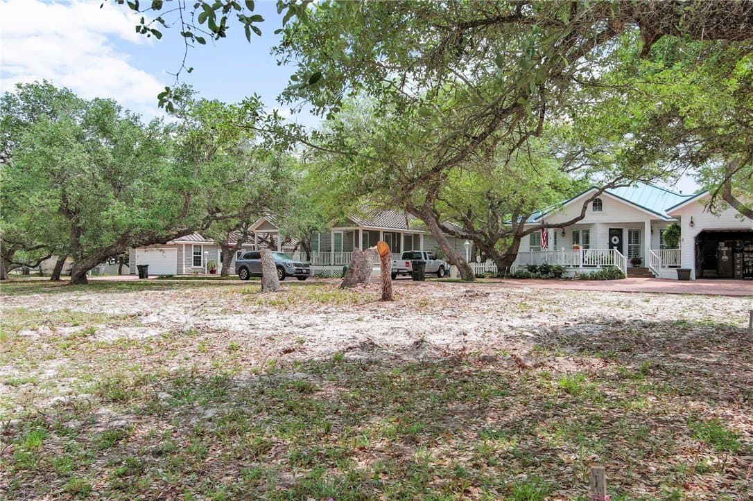 0.09 acres in Aransas County - photo 8