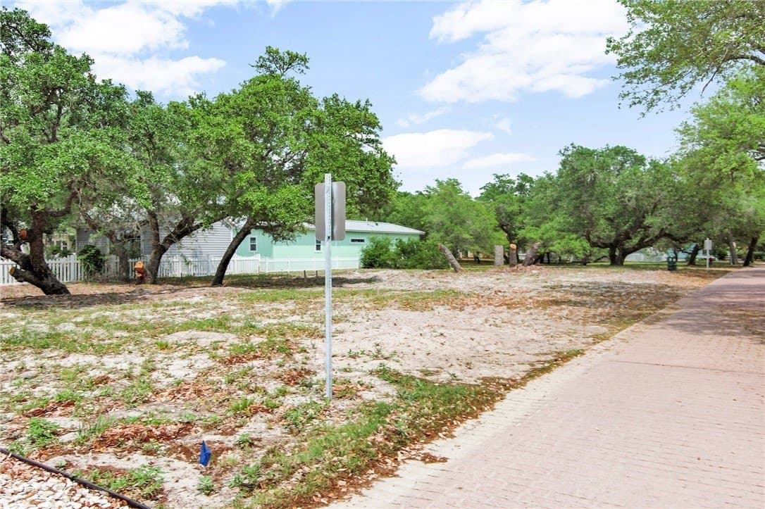 0.09 acres in Aransas County - photo 6