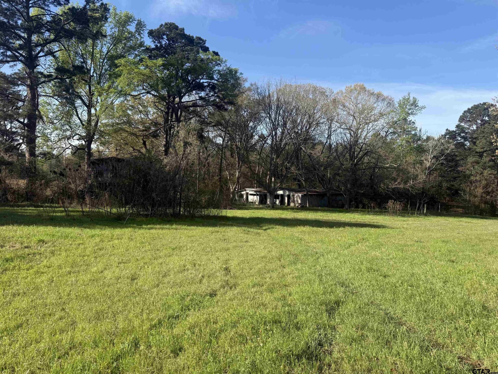 10 acres in Smith County - photo 3