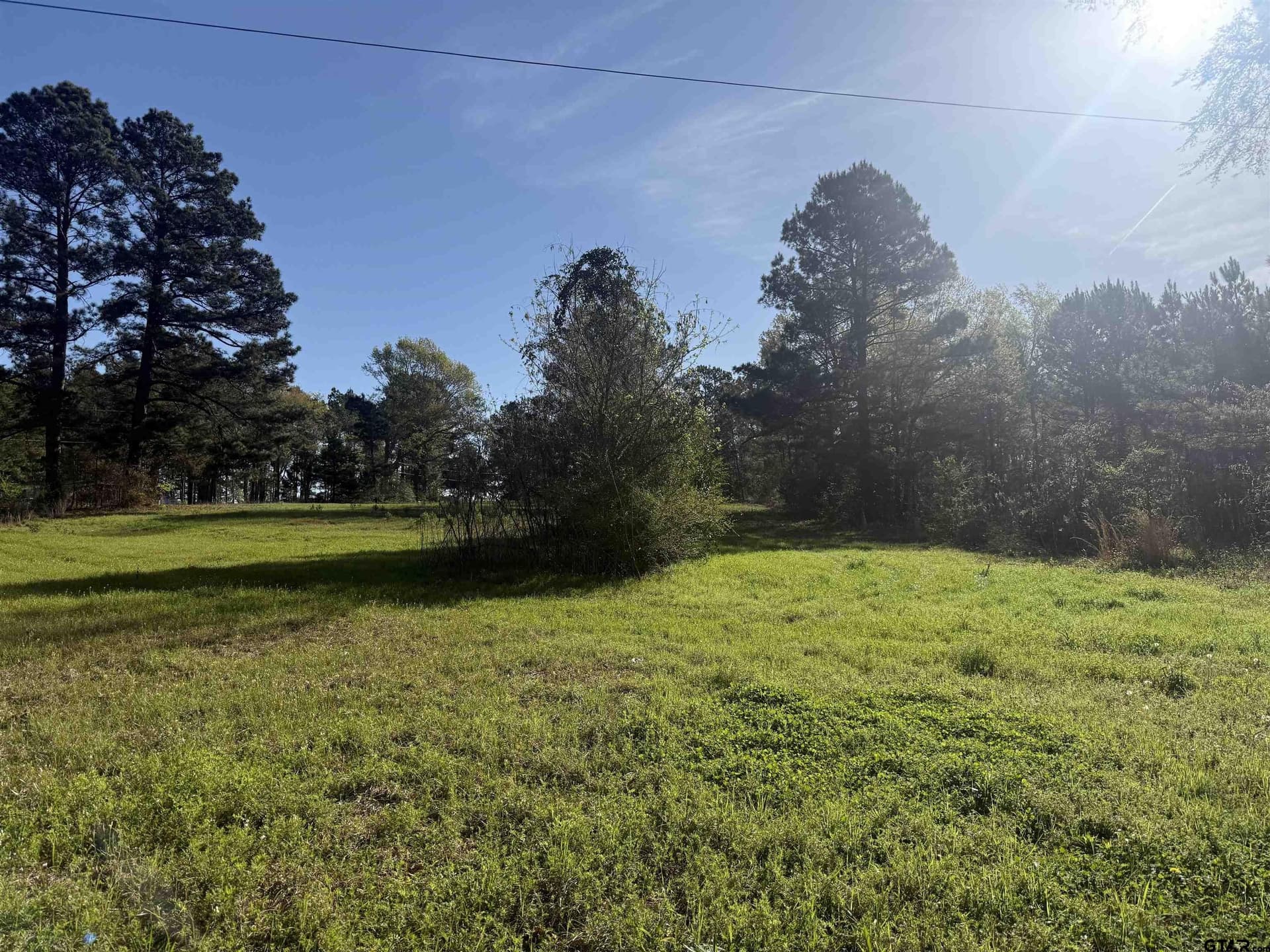 10 acres in Smith County