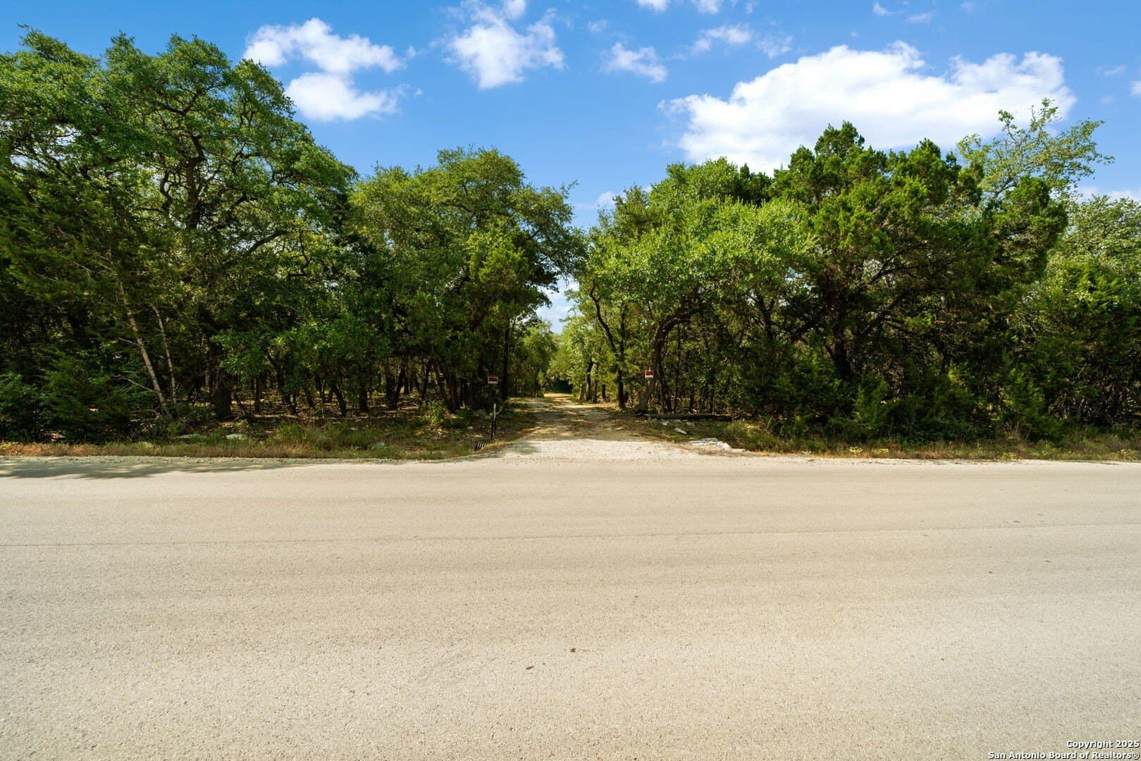 3.27 acres in Comal County gallery image 2