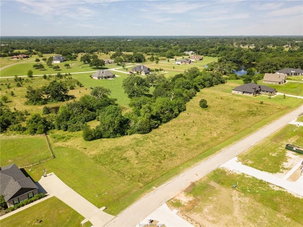 2 acres in Grimes County gallery image 3