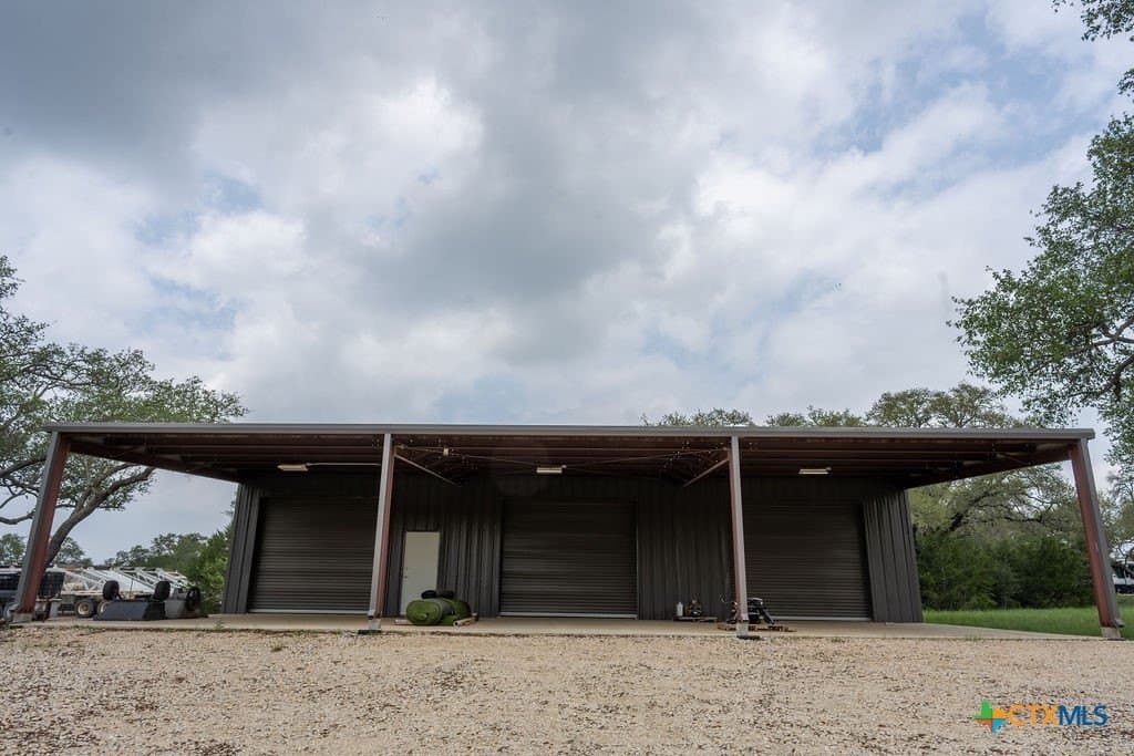 21 acres in Comal County - photo 39