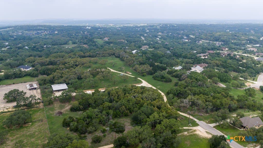 21 acres in Comal County - photo 6