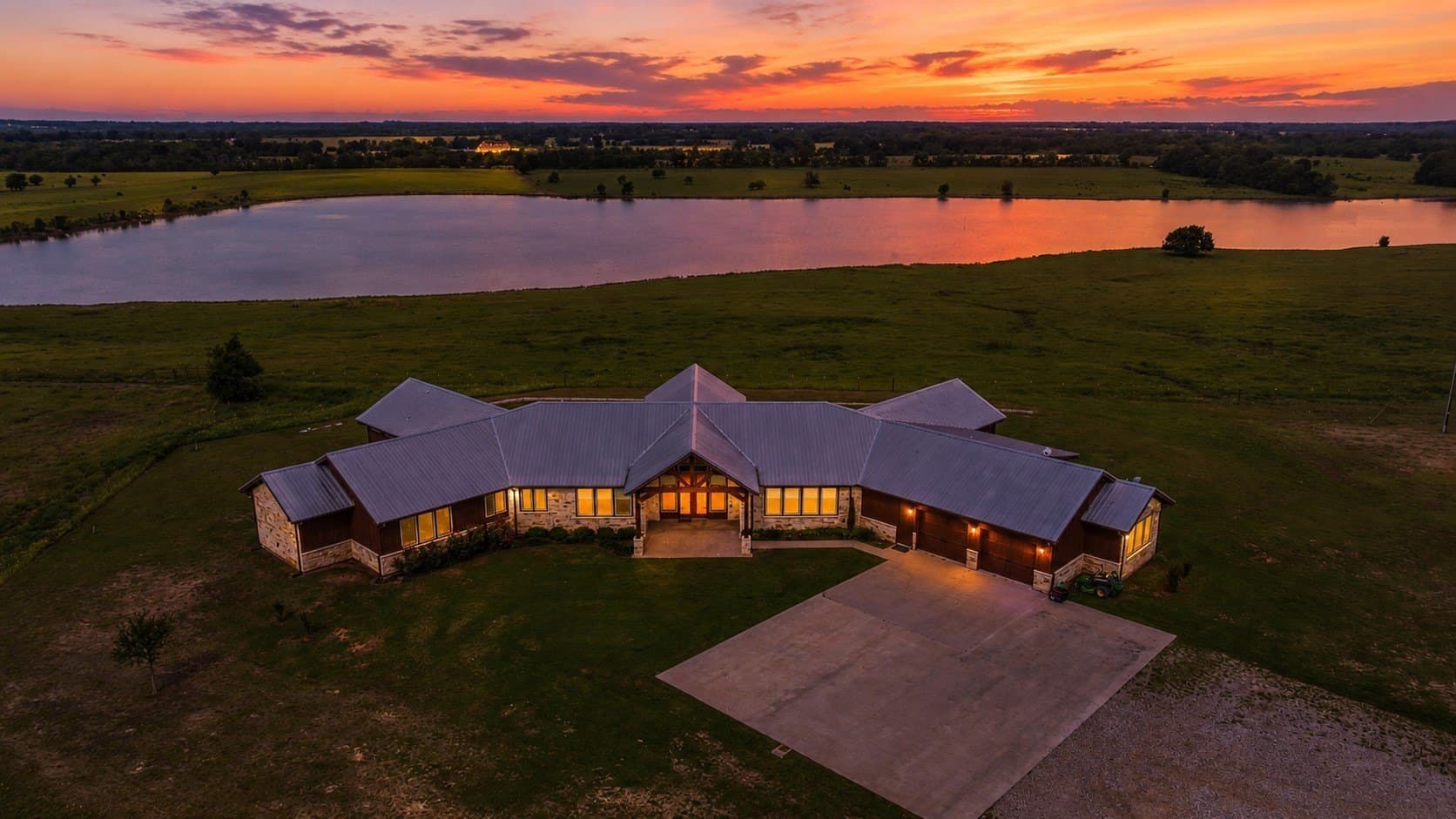 195 acres in Lamar County gallery image 2