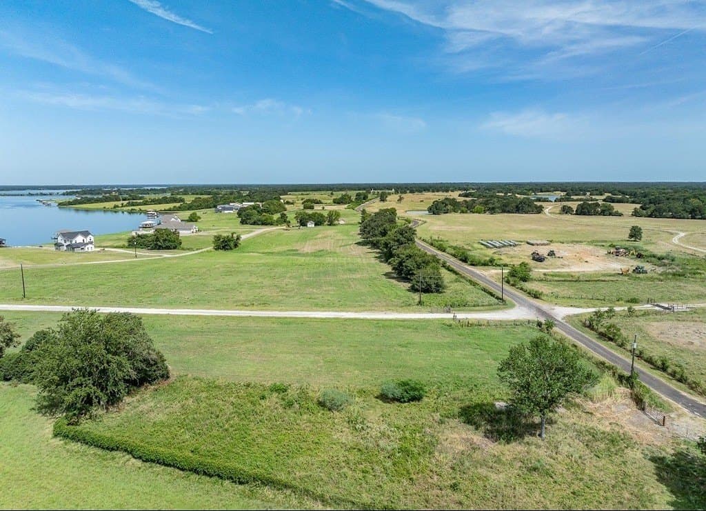 1.34 acres in Limestone County - photo 4