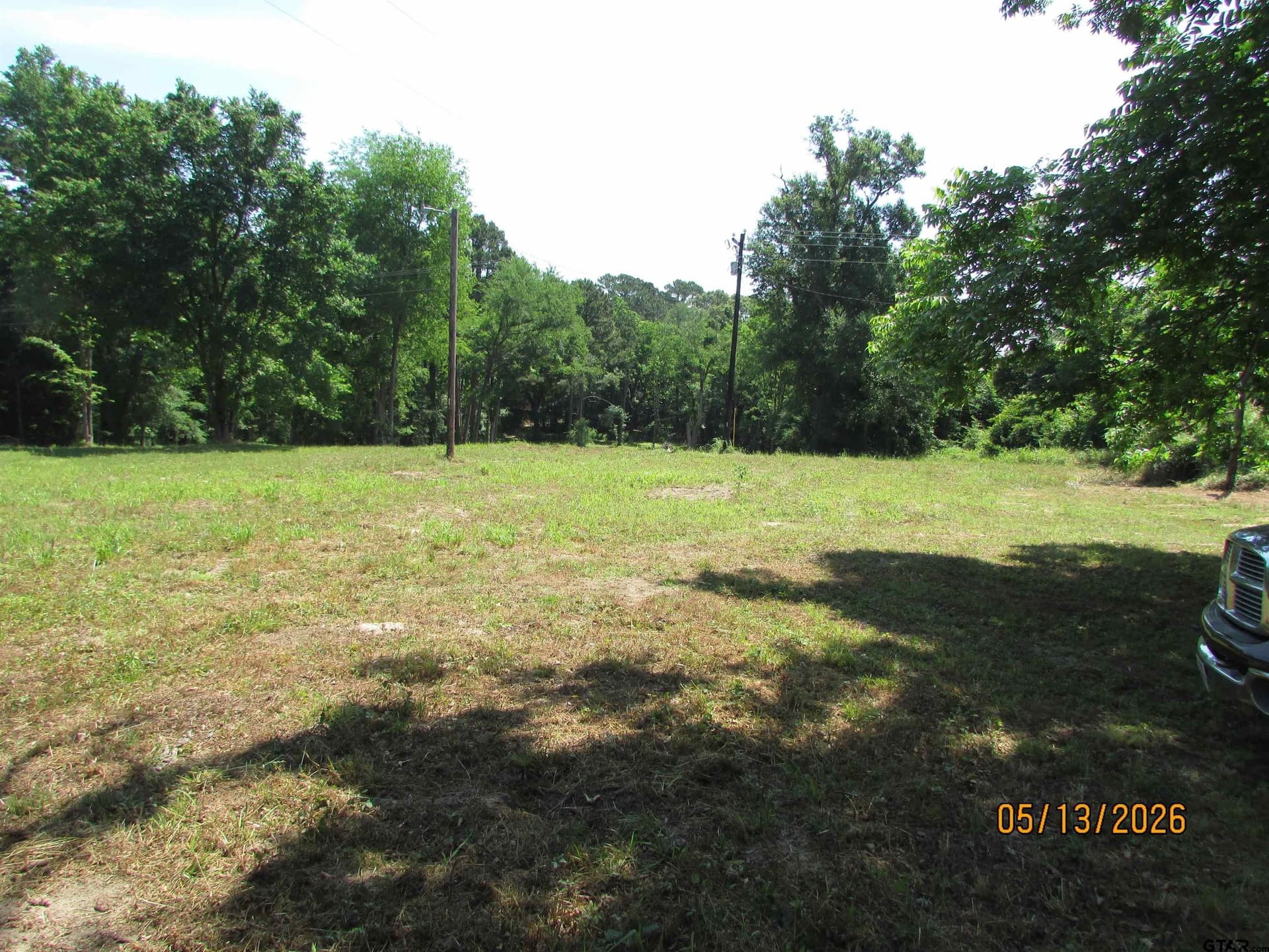 10 acres in Henderson County
