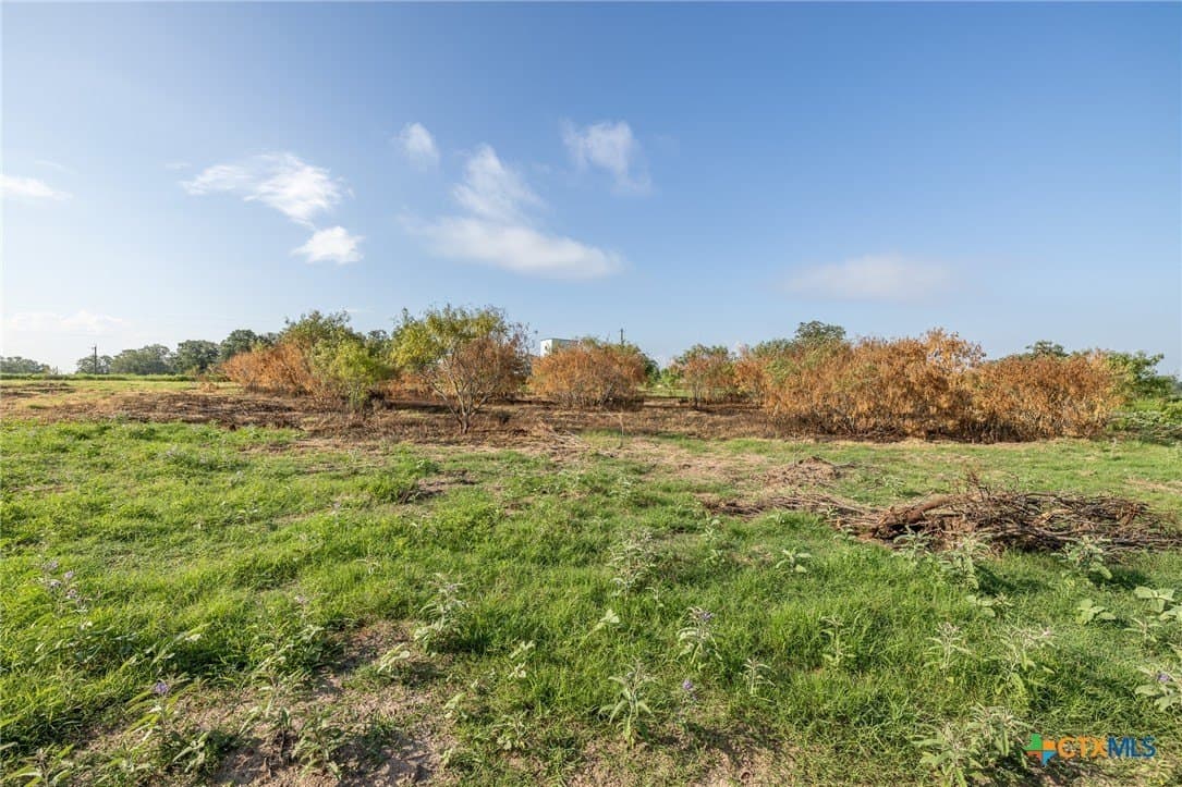 1.63 acres in Gonzales County - photo 13