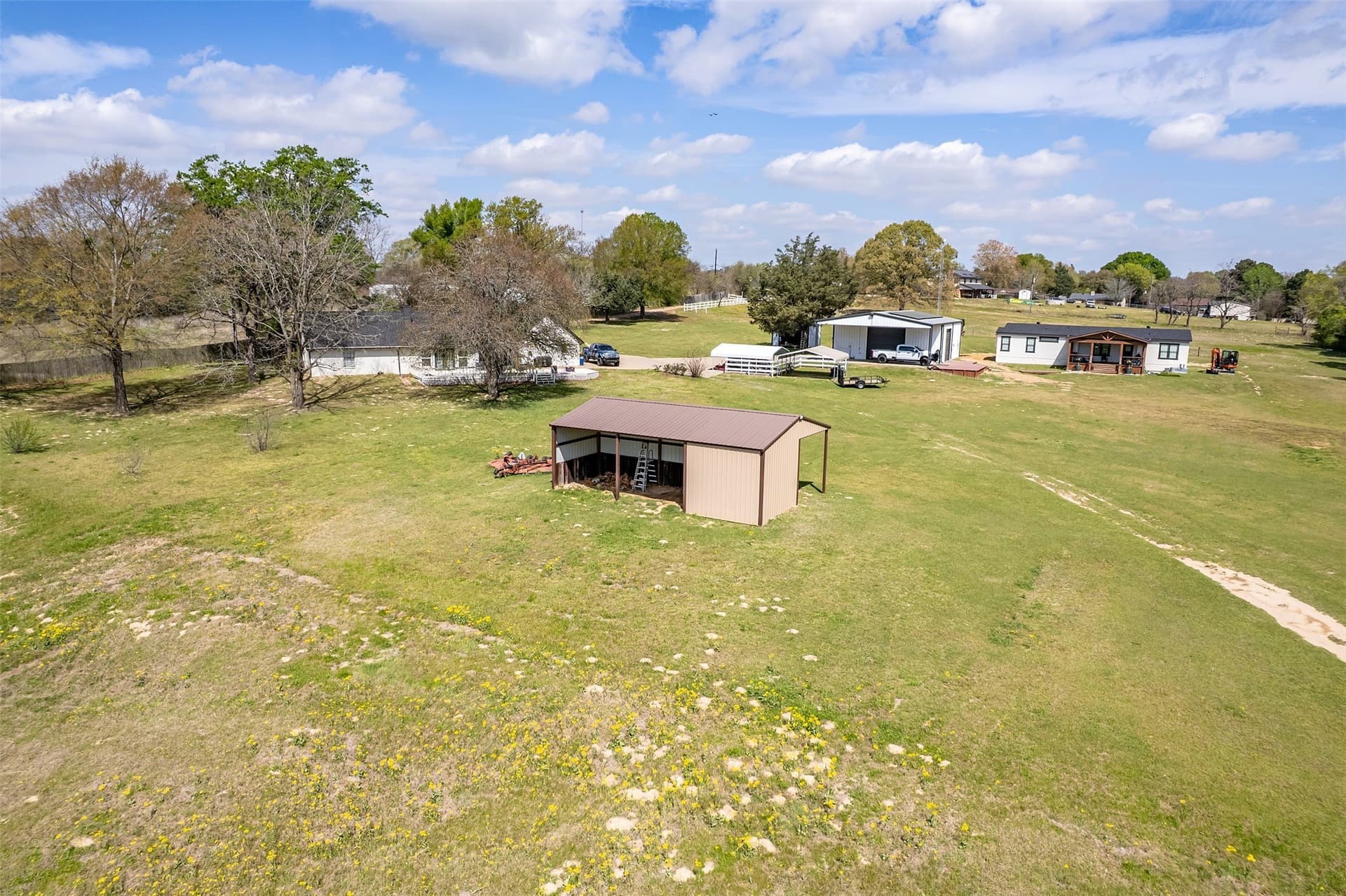 18.17 acres in Smith County featured view