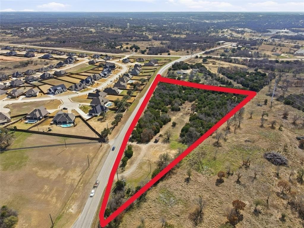 3.9 acres in Parker County