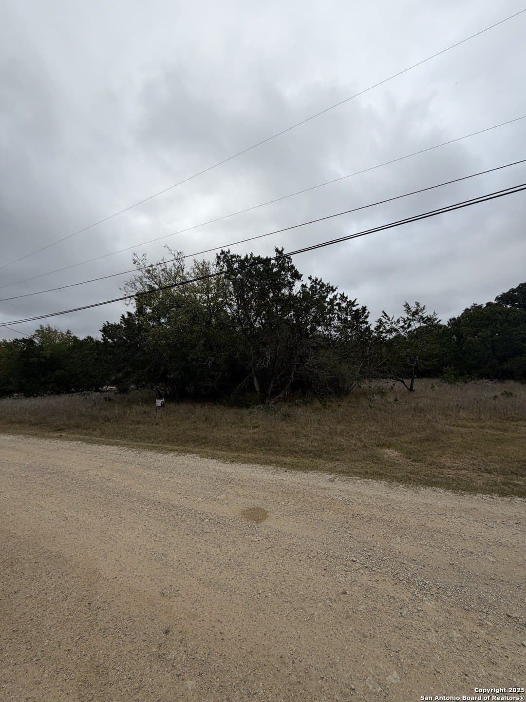 0.48 acres in Bandera County gallery image 3