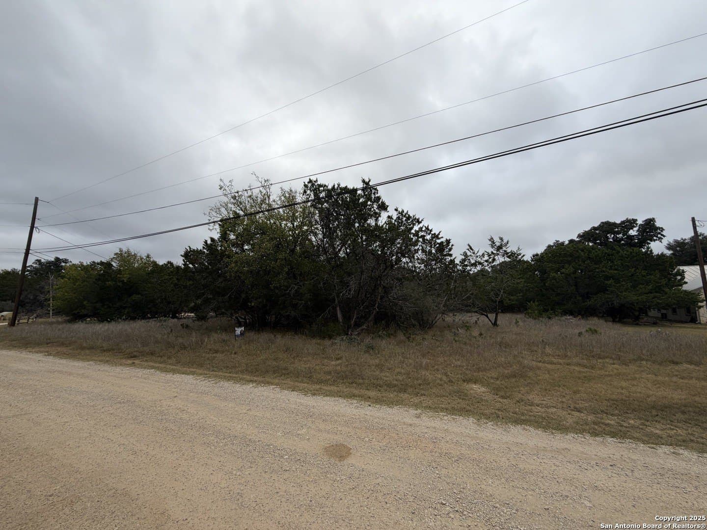 0.48 acres in Bandera County gallery image 2