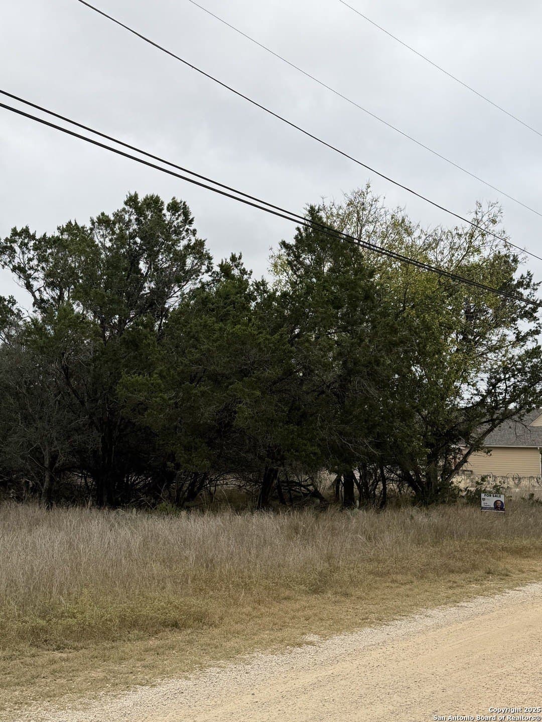 0.48 acres in Bandera County - photo 6