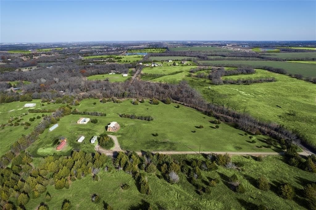 12.5 acres in Grayson County gallery image 2