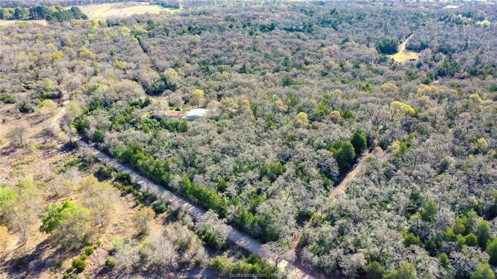 15.85 acres in Burleson County