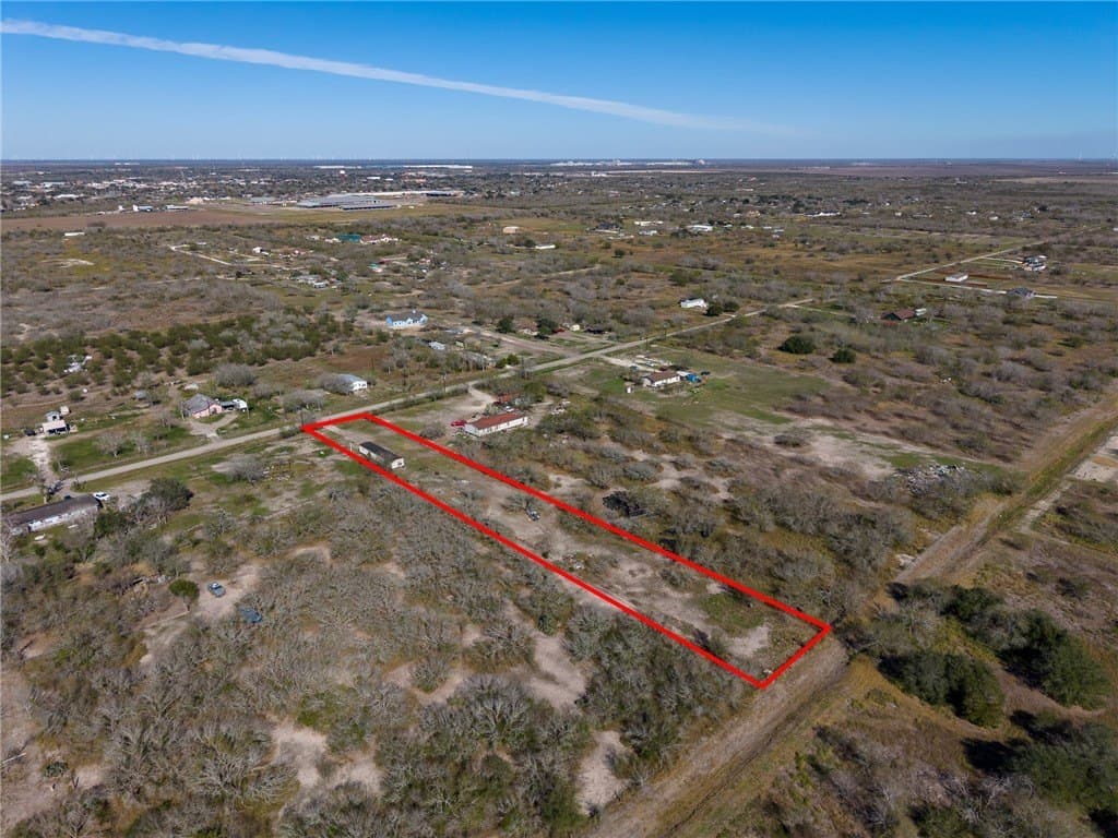 1 acres in San Patricio County gallery image 2