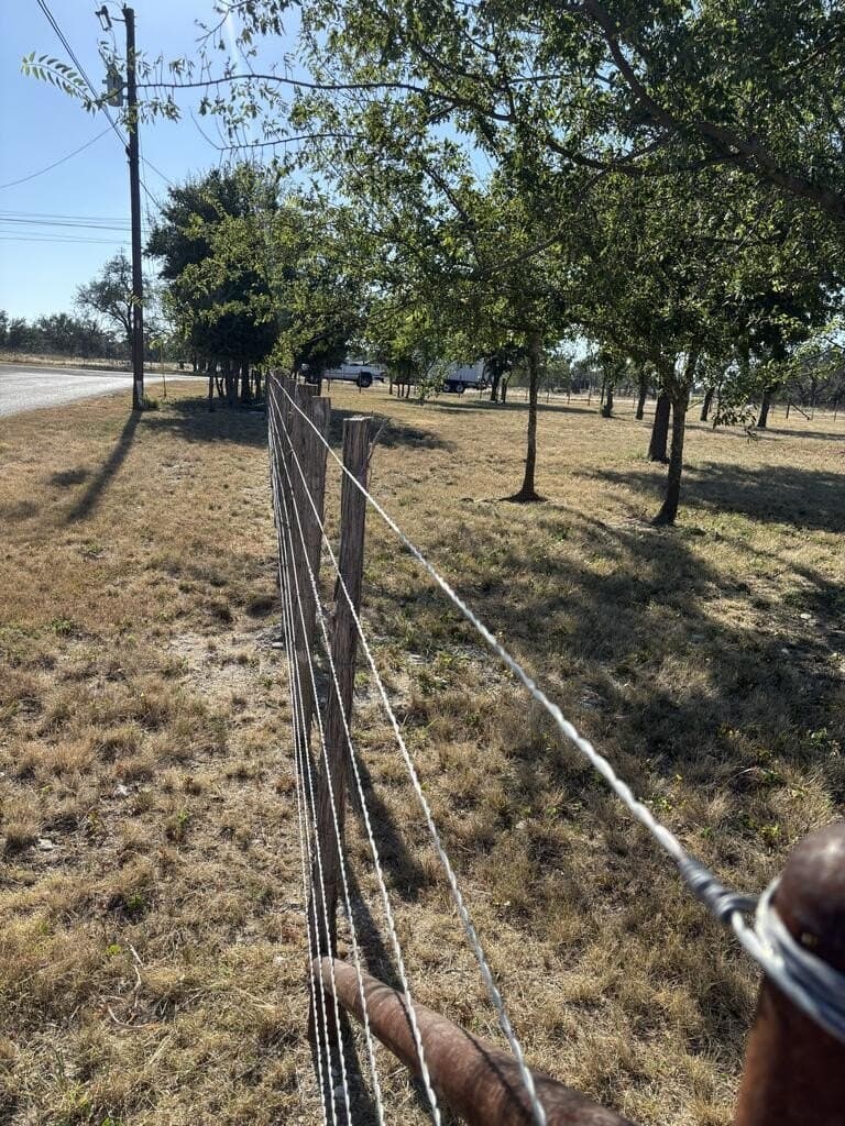 0.48 acres in Gillespie County - photo 3