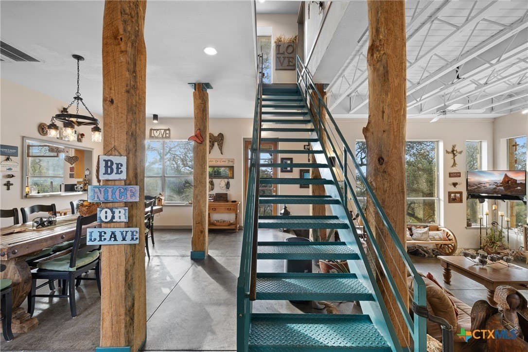 41.49 acres in Travis County gallery image 3