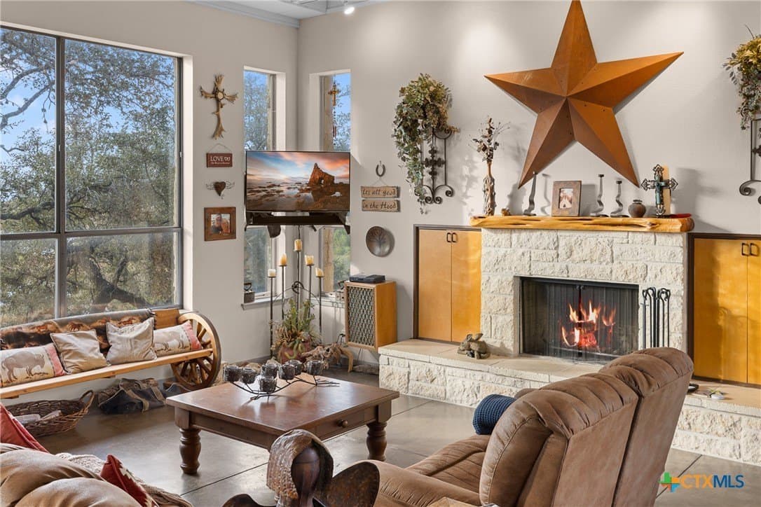 41.49 acres in Travis County - photo 7