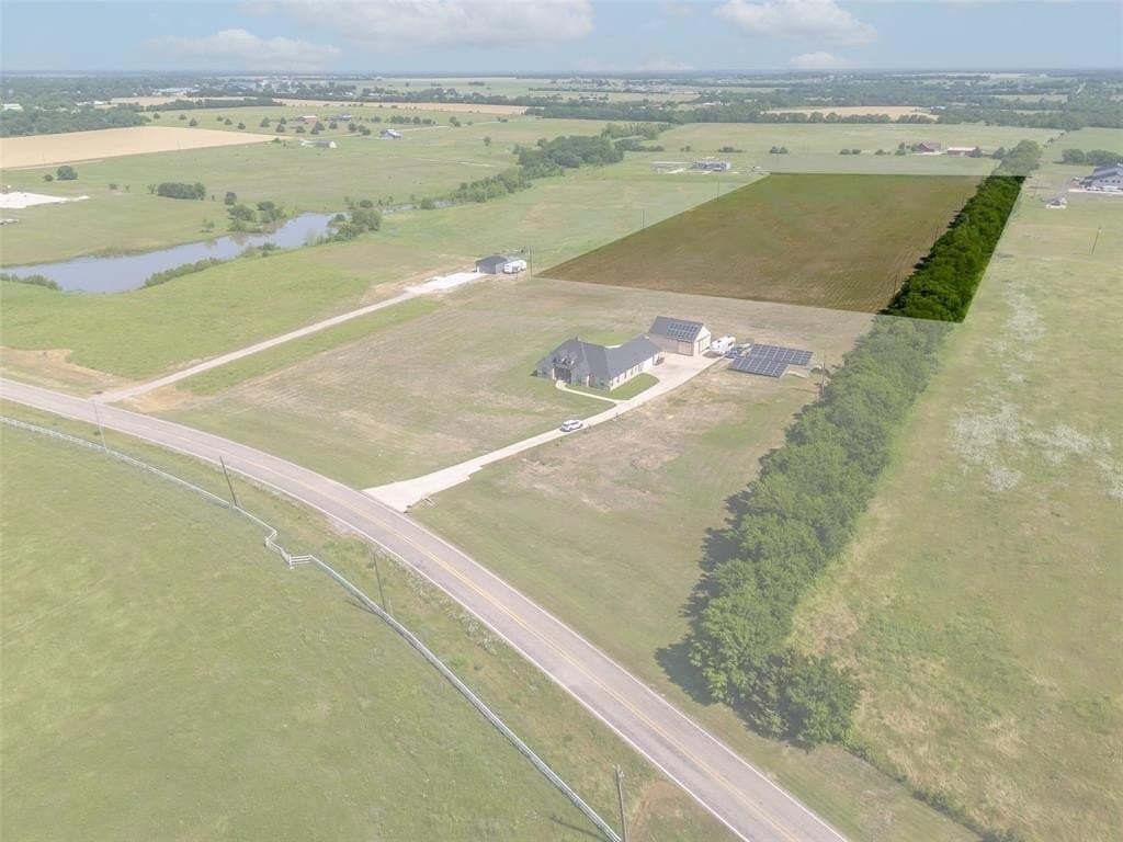 11 acres in Fannin County