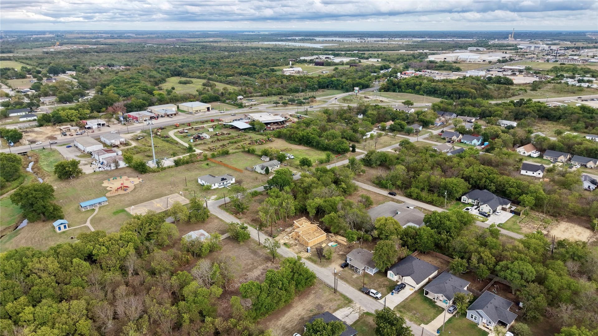 0.15 acres in Navarro County - photo 14