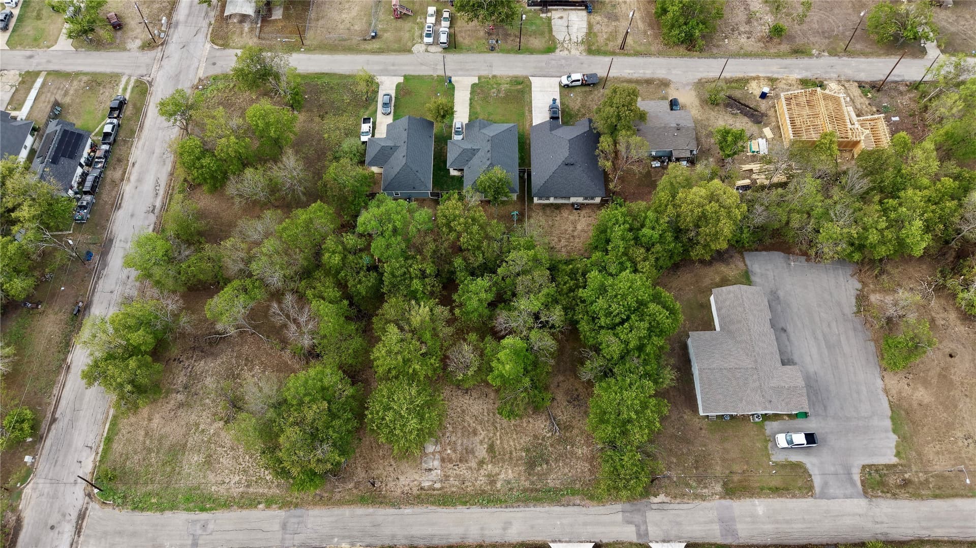 0.15 acres in Navarro County - photo 12