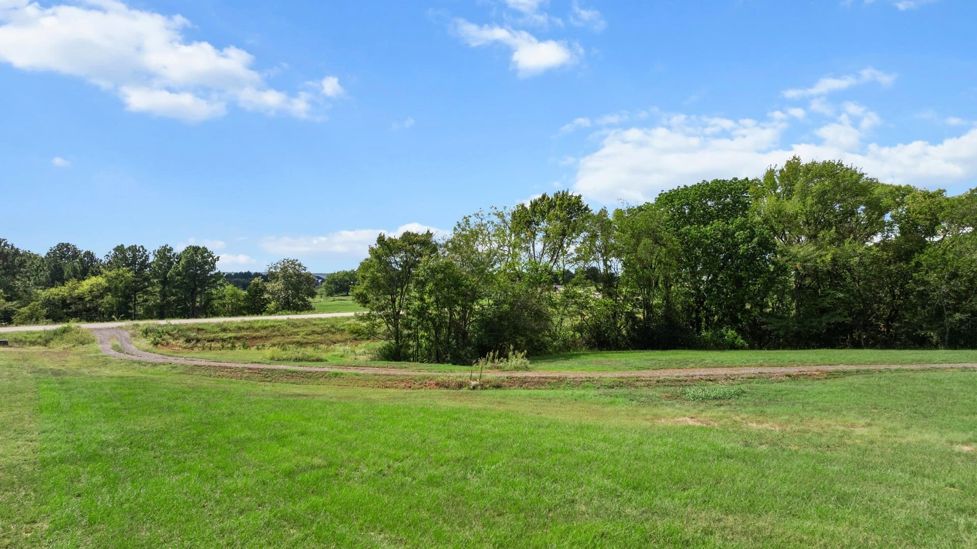 2.41 acres in Smith County - photo 4