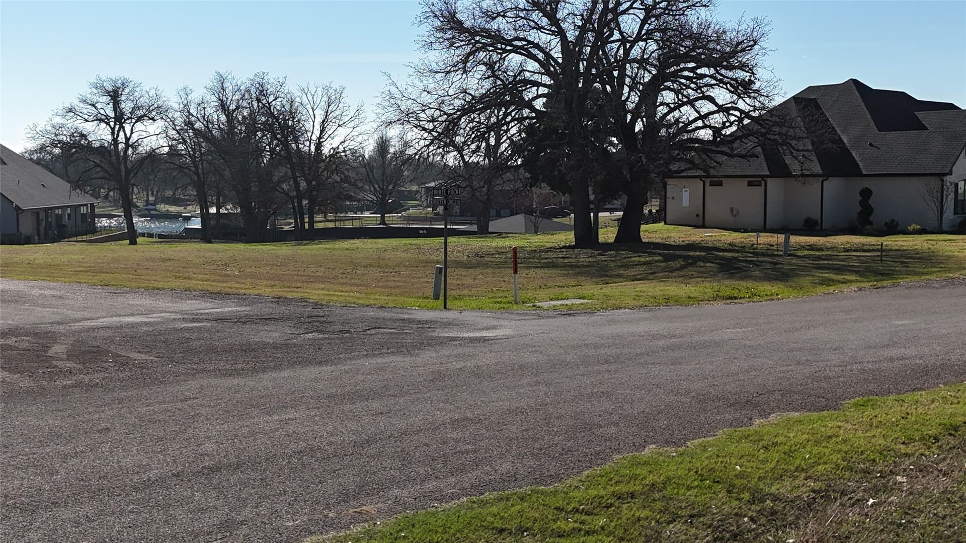 0.65 acres in Navarro County - photo 26