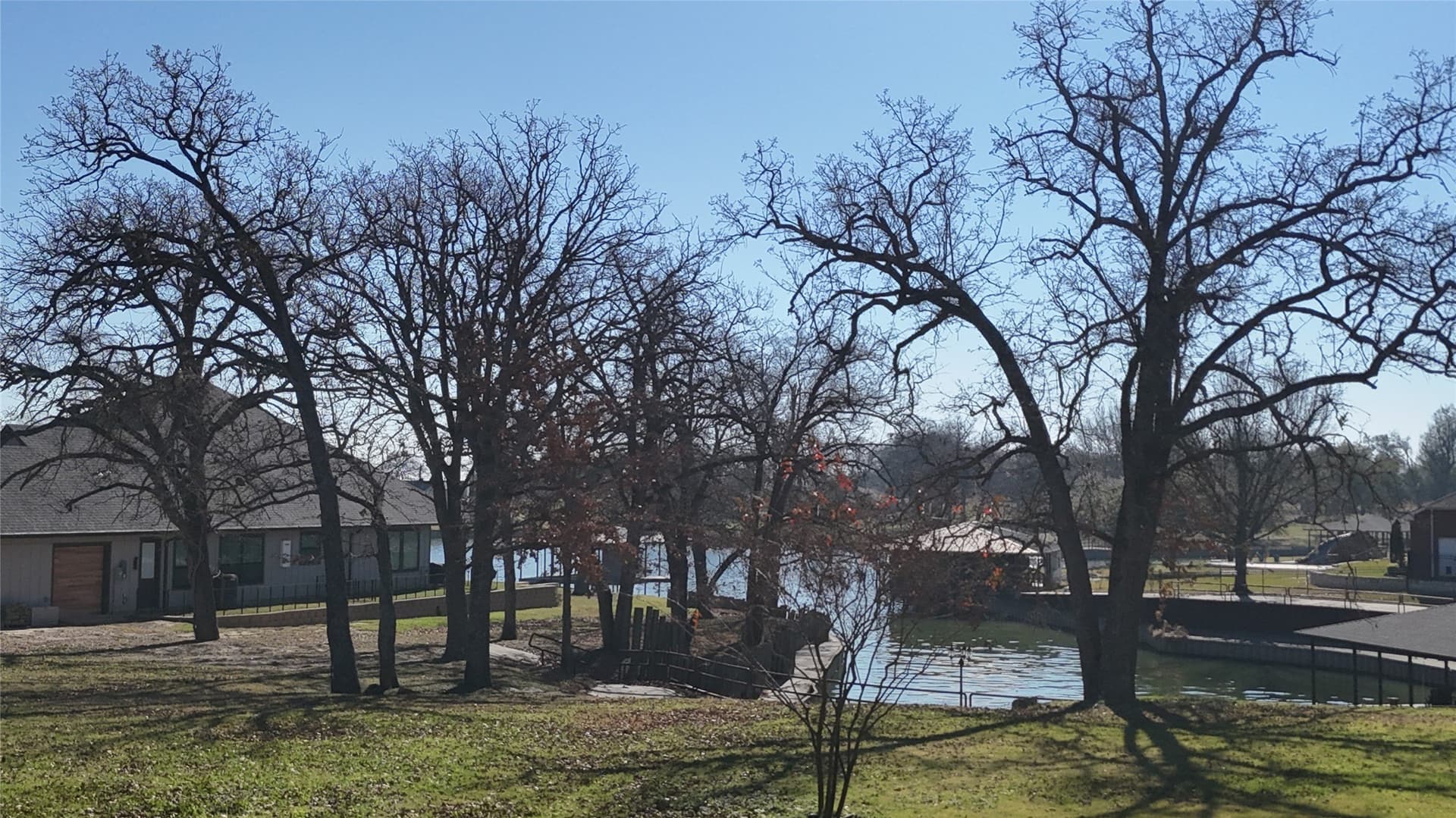 0.65 acres in Navarro County - photo 17