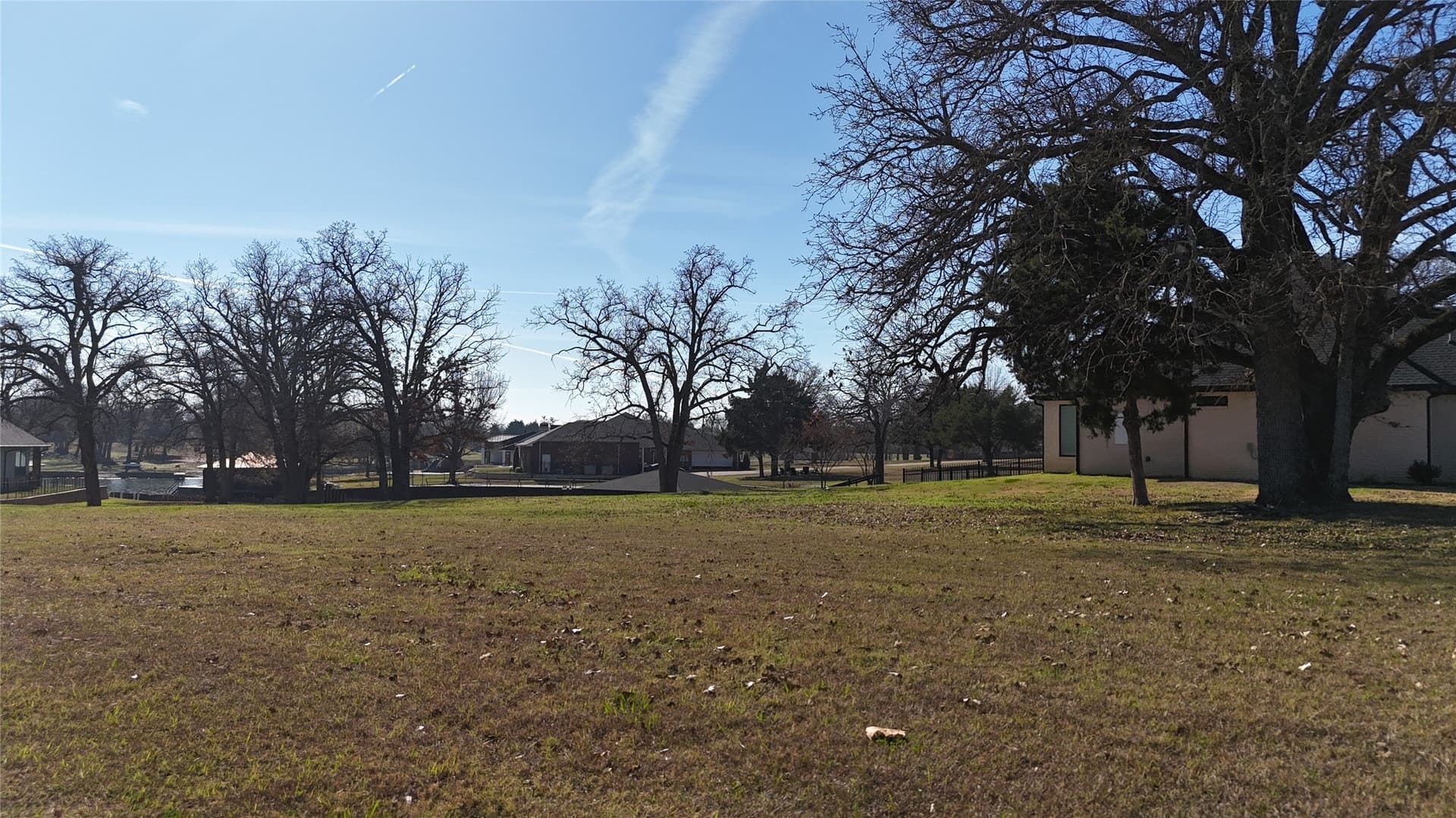 0.65 acres in Navarro County - photo 10