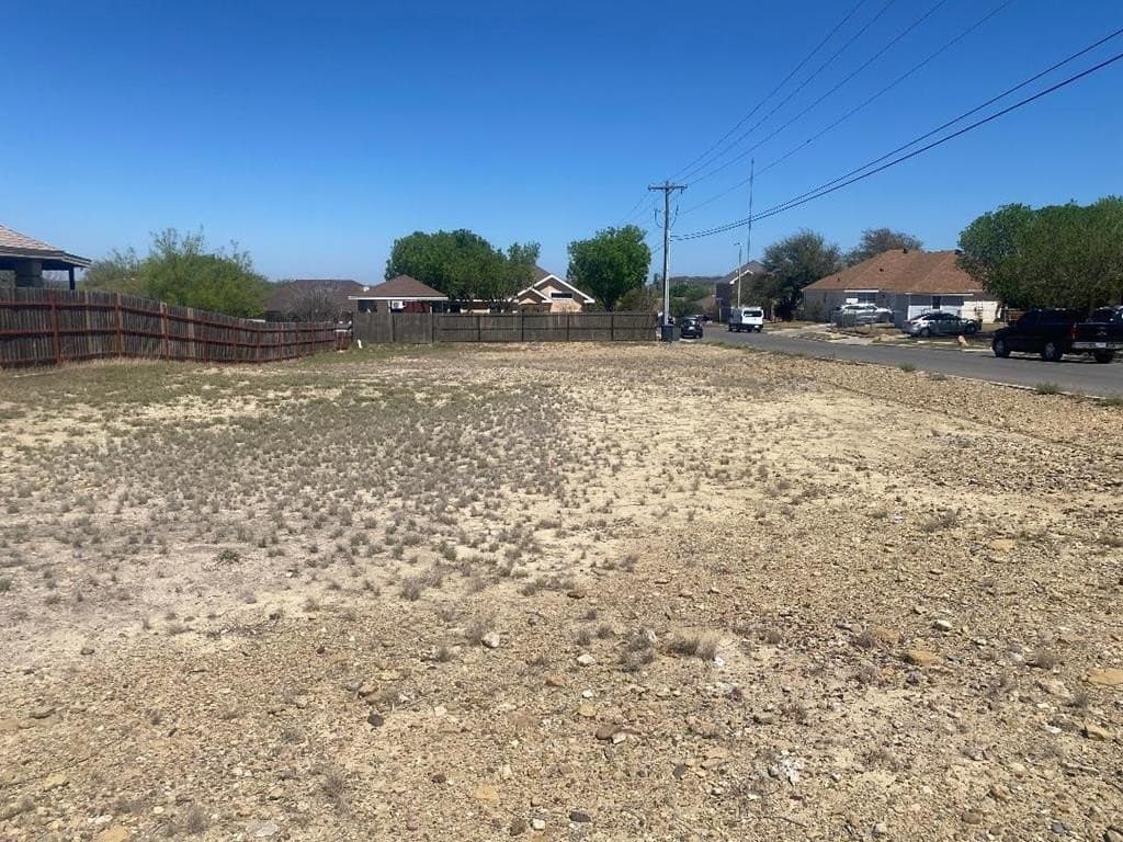 0.2 acres in Maverick County