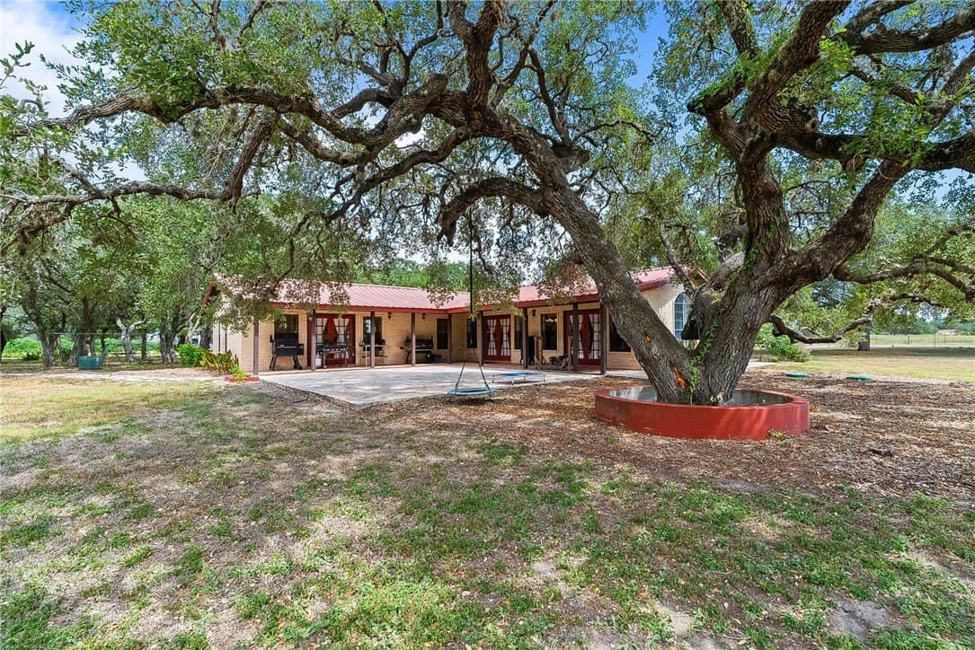 100,000 acres in Bee County - photo 33