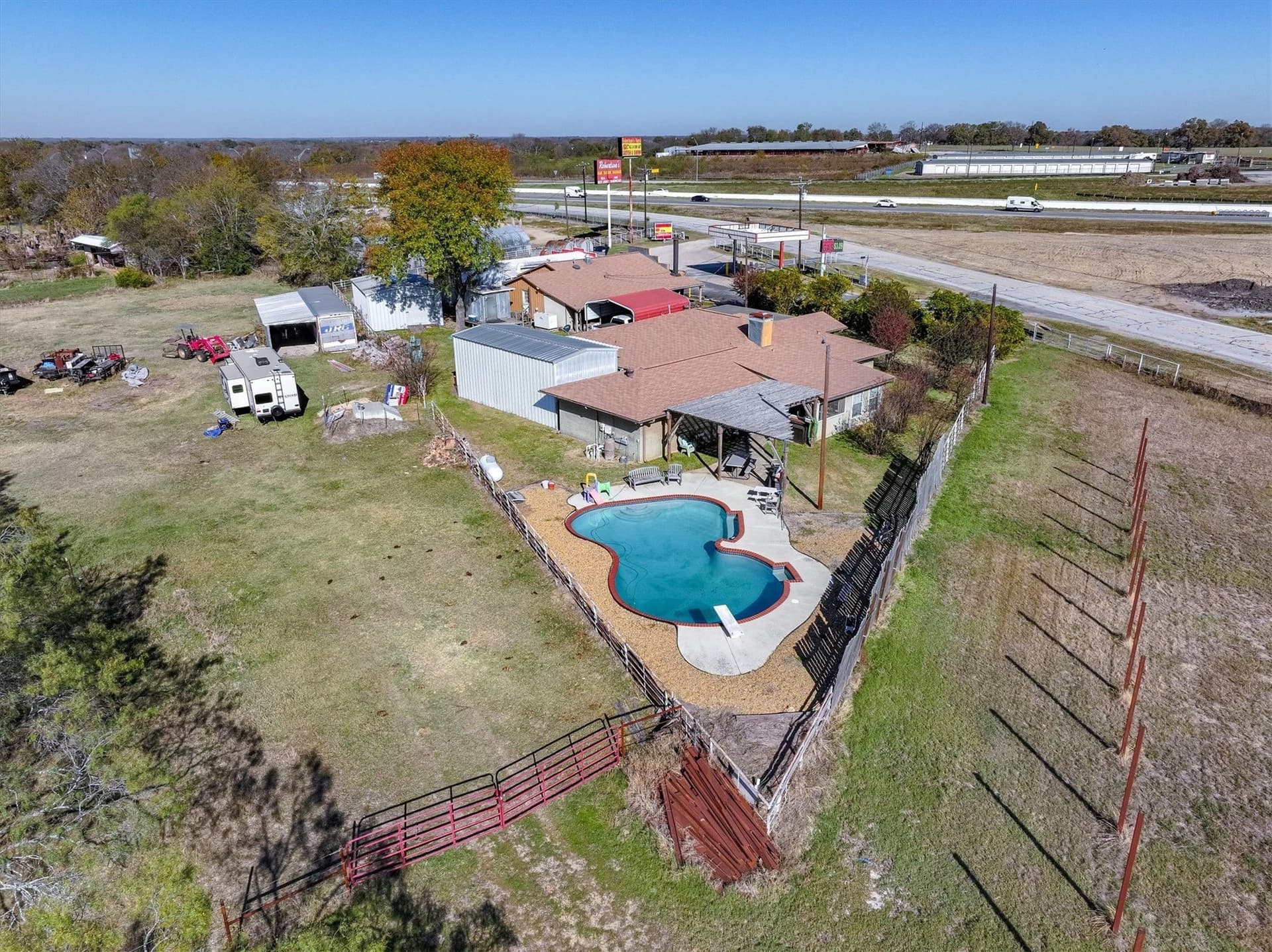 10 acres in Van Zandt County - photo 7