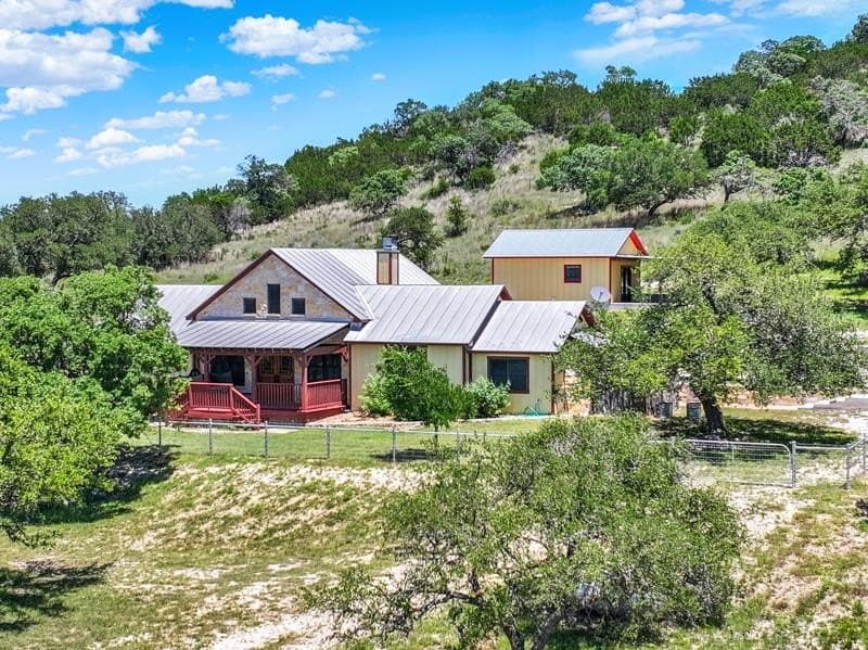 62 acres in Gillespie County - photo 3