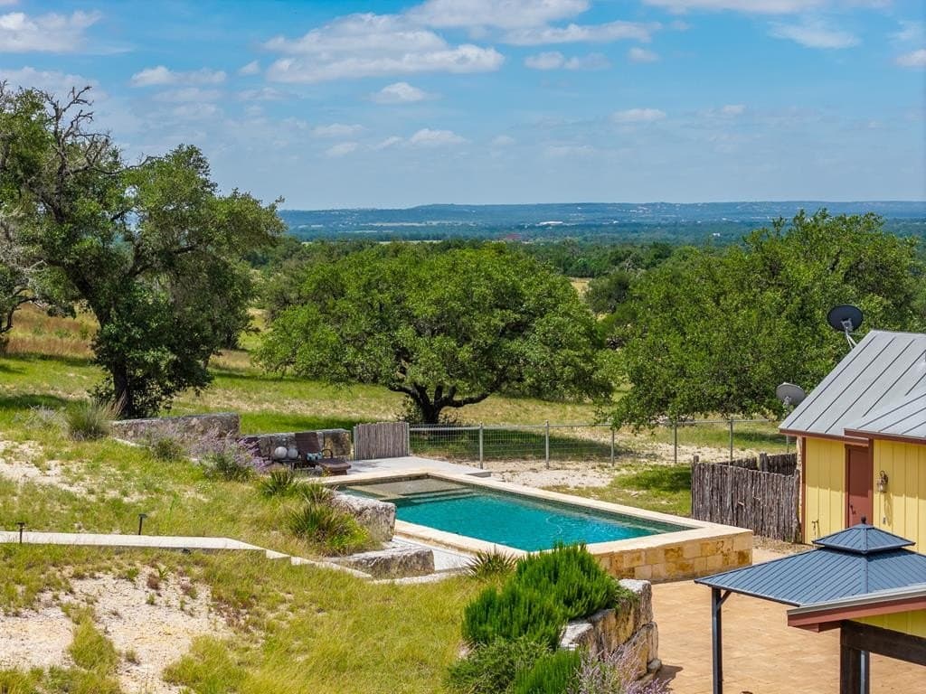 62 acres in Gillespie County - photo 6