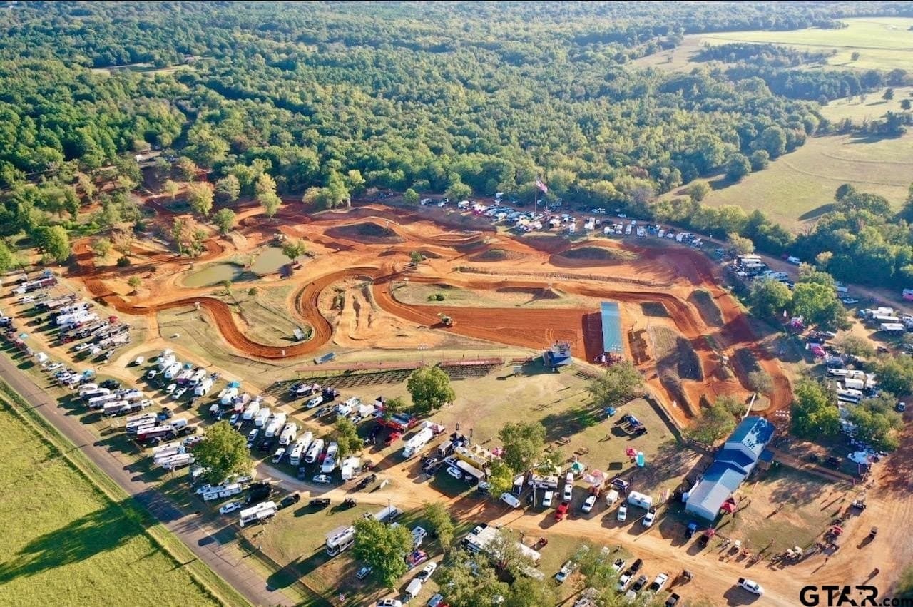 76 acres in Smith County gallery image 2
