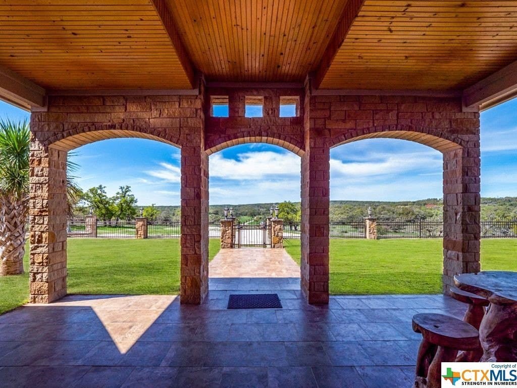 38.94 acres in Hays County - photo 7