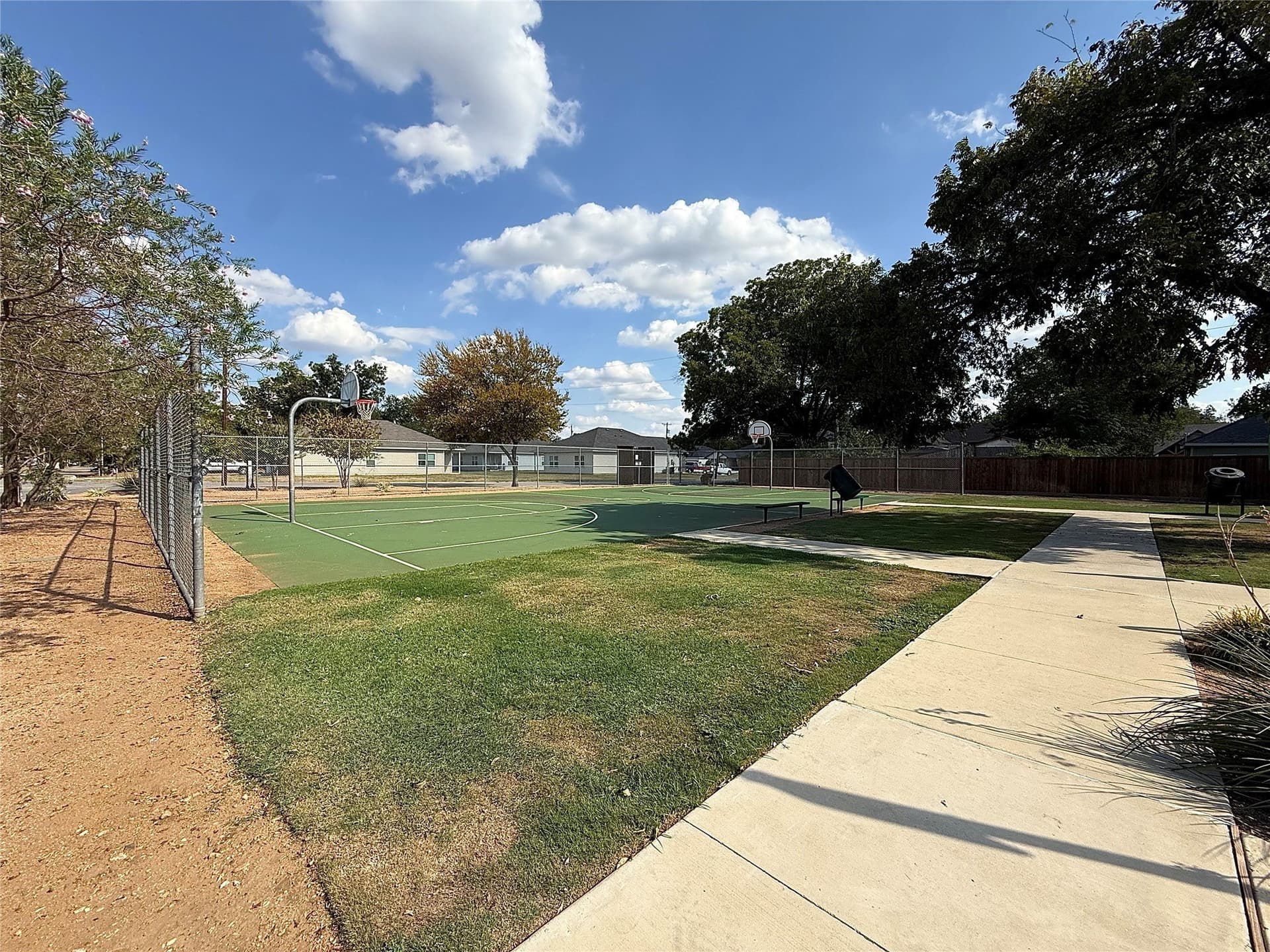 0.06 acres in Johnson County - photo 2