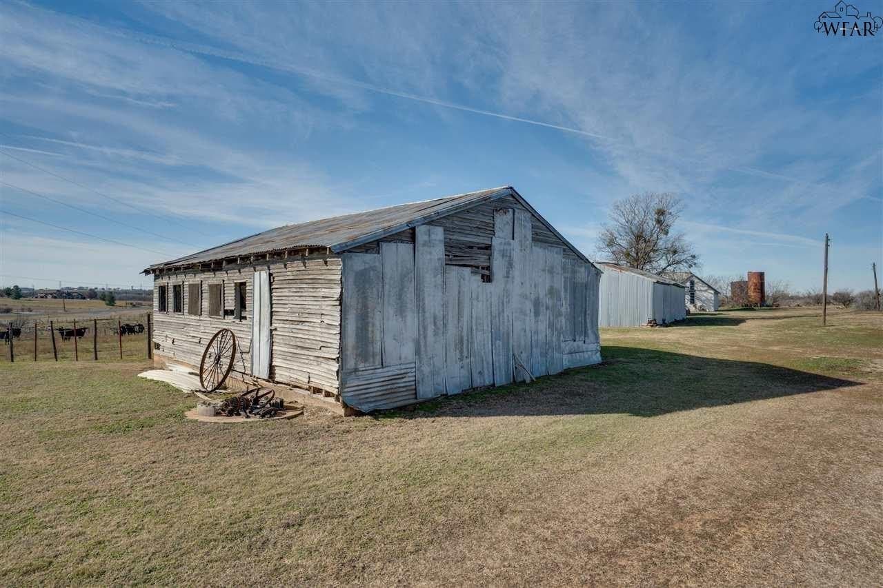 107.31 acres in Archer County - photo 16