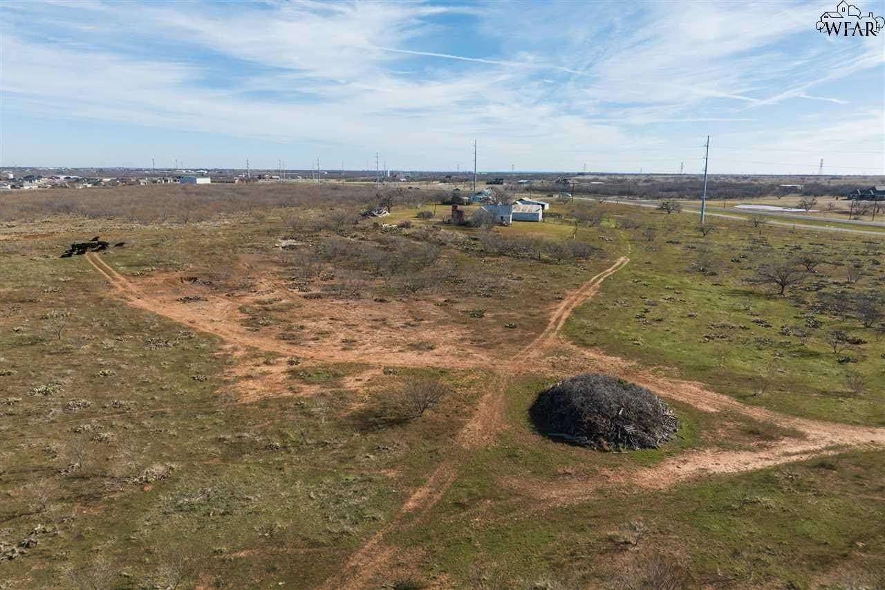 107.31 acres in Archer County - photo 13