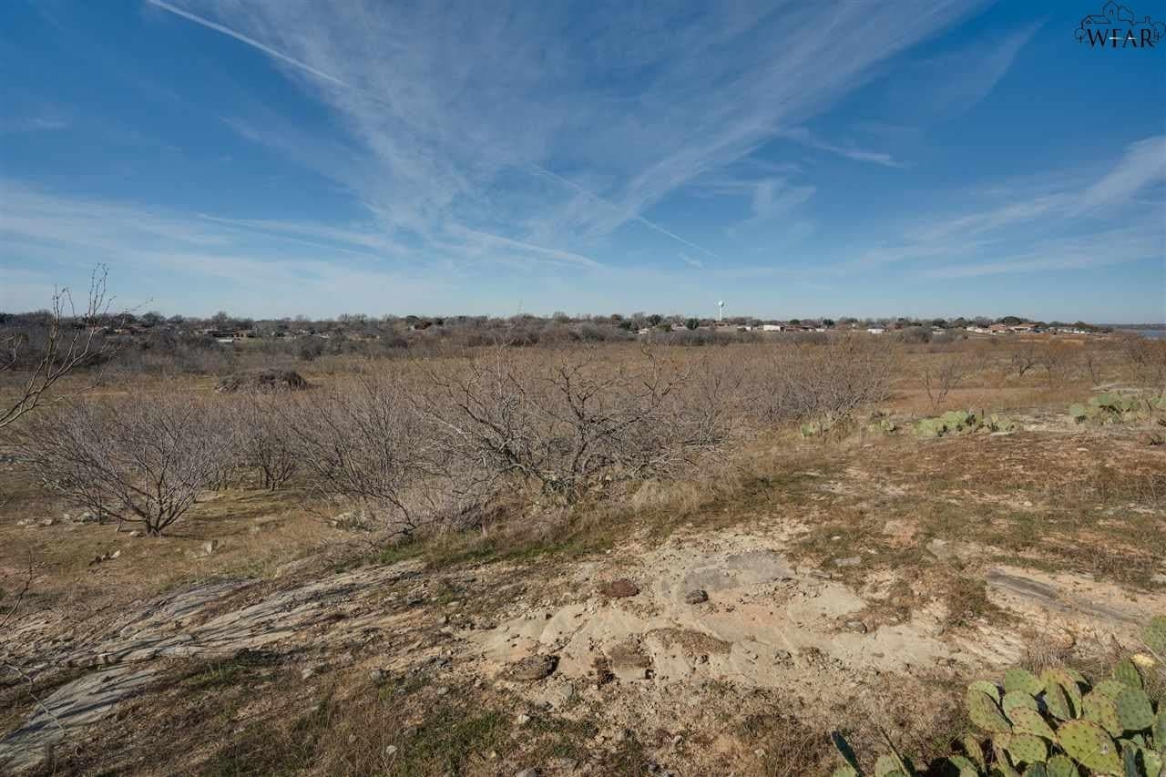 107.31 acres in Archer County - photo 24