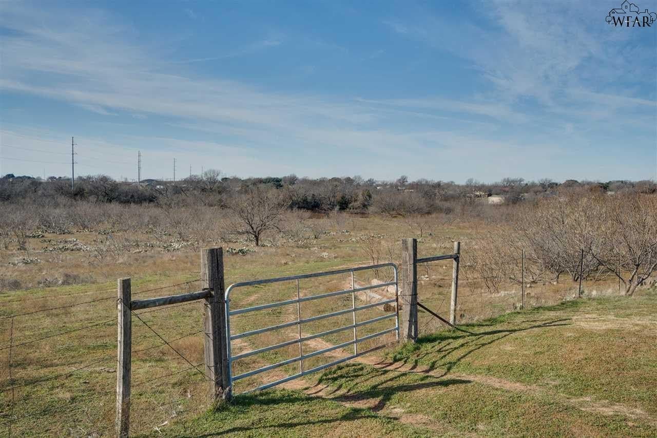 107.31 acres in Archer County - photo 22