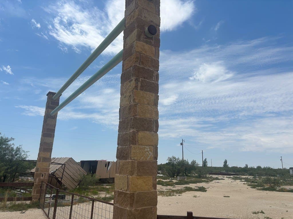 19.39 acres in Pecos County gallery image 2