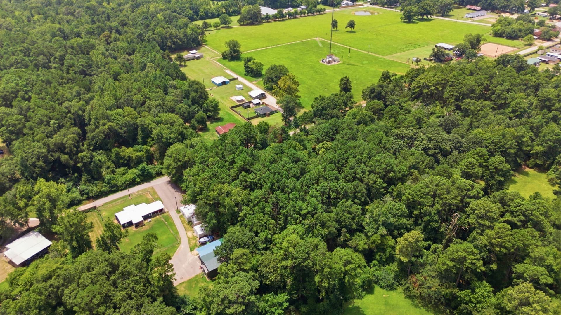 2.81 acres in Smith County - photo 6