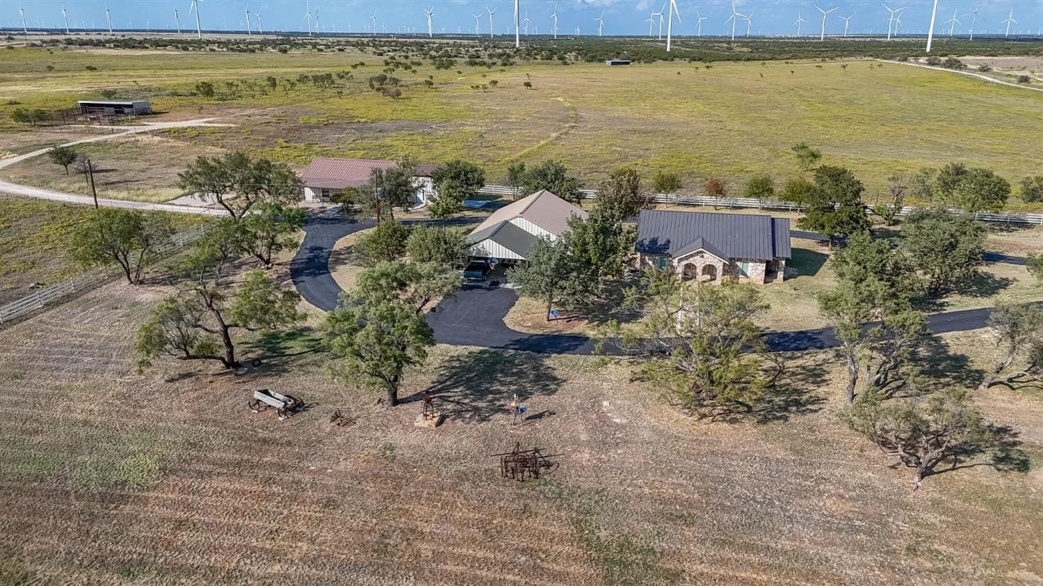 601 acres in Nolan County
